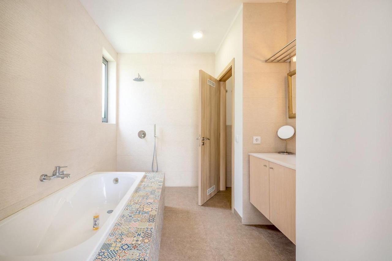 Guestready - Luxury Beach Villa With Private Pool Mafra Exteriör bild